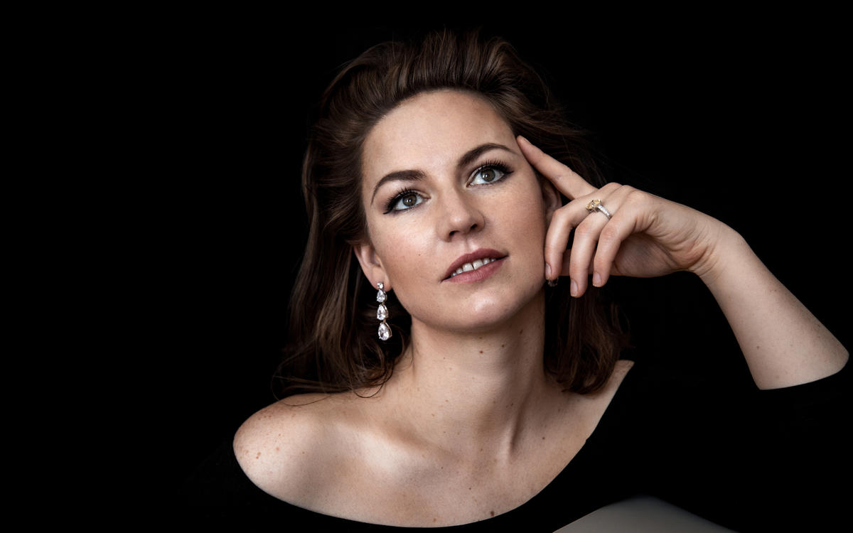 ELEANOR LYONS singt in Giuseppe Verdis Messa da Requiem in Gent und Antwerpen