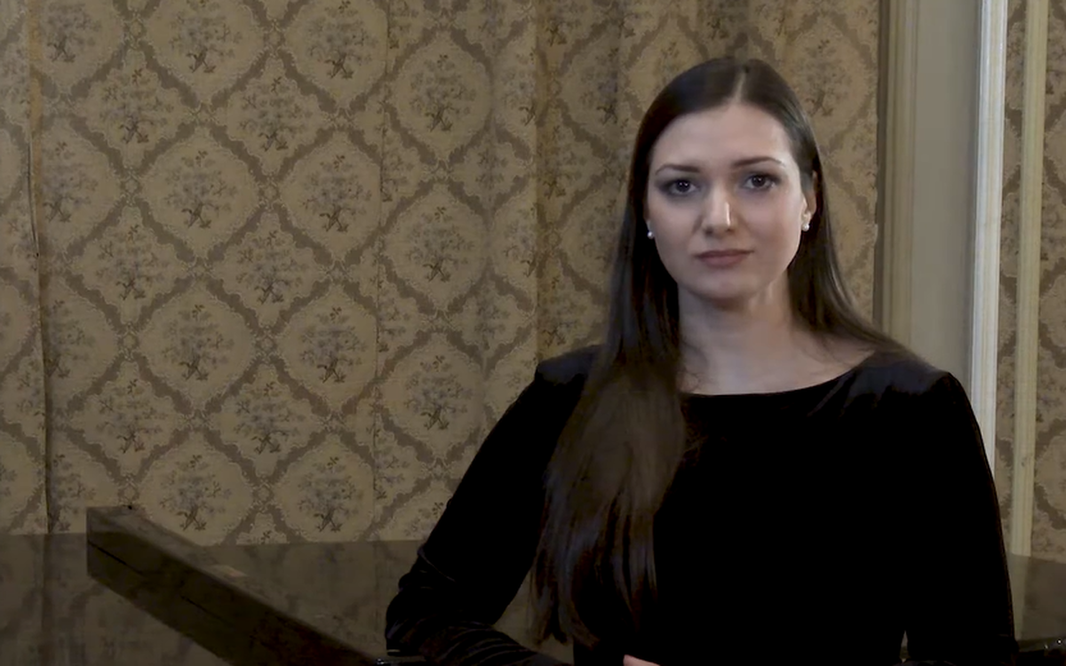 LENA BELKINA - Tschaikowski: "Skazhi o chem v teni vetvey"