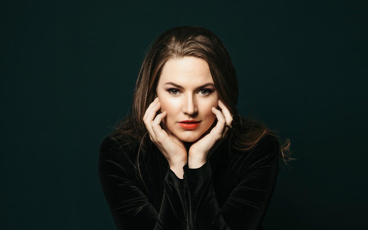 ELEANOR LYONS mit Beethovens Missa Solemnis auf Europatournee 