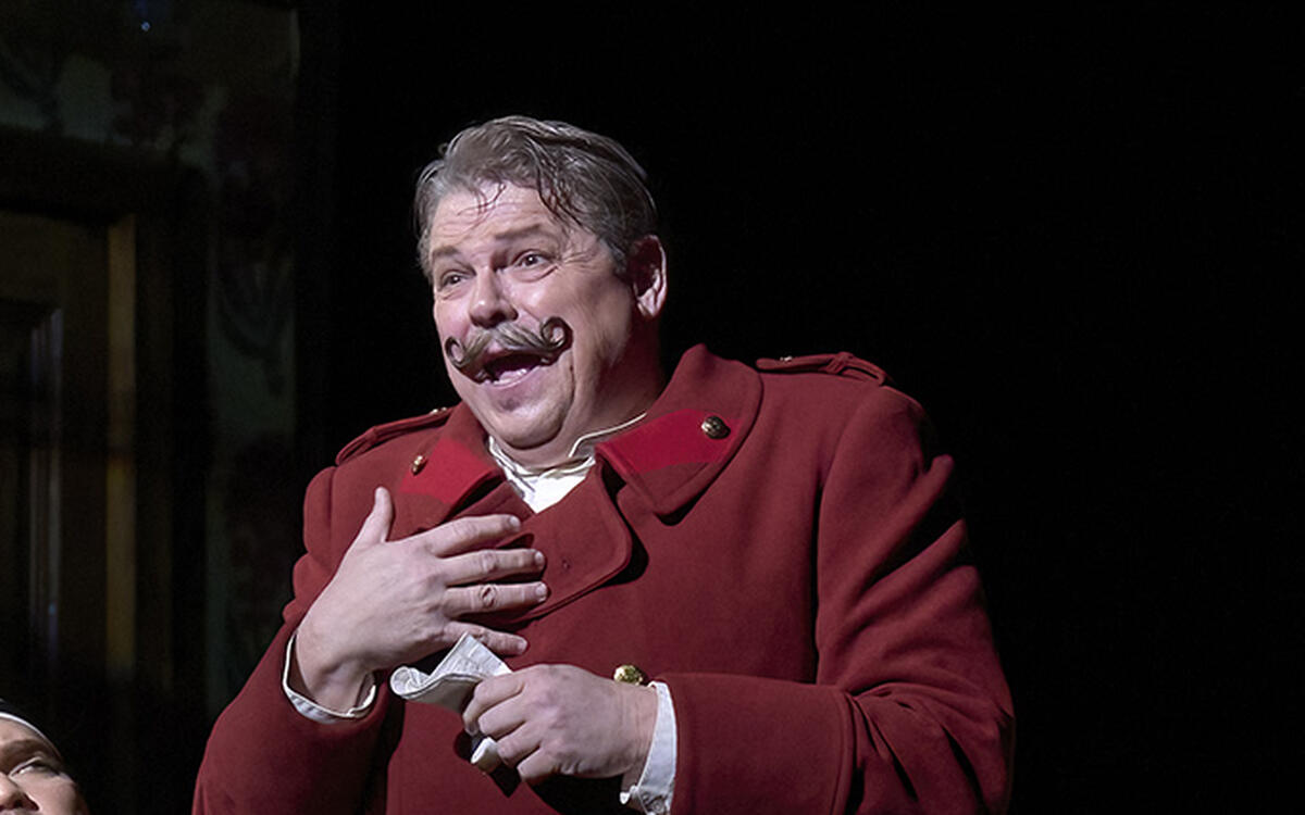 MICHAEL SCHADE Rollendebüt als Hauptmann in "Wozzeck"